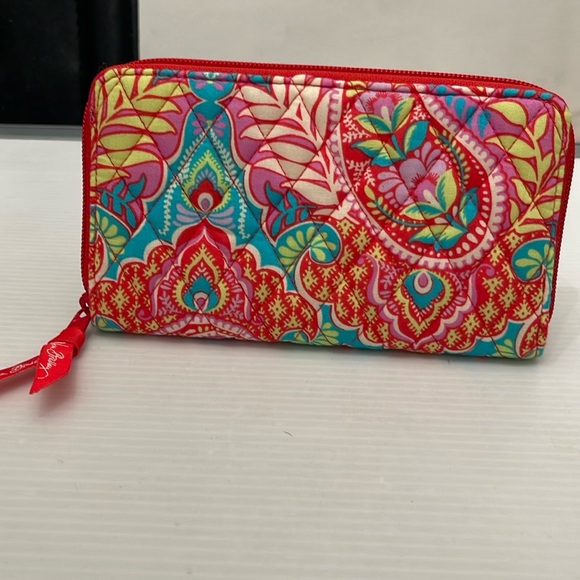Vera Bradley Women's Colorful Wallet Size M - Picture 12 of 12